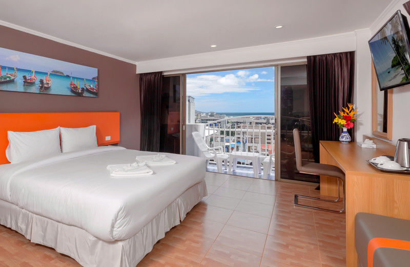 Khách sạn Royal Crown & Palm 3*