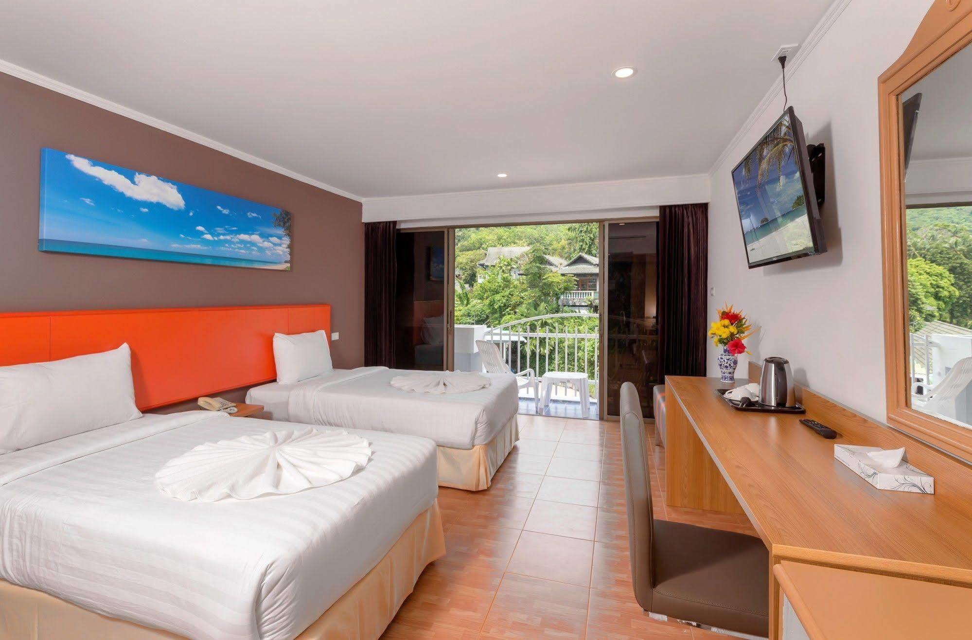 Royal Crown & Palm Khách sạn Patong